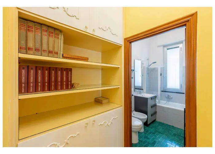 Holidays House Erma - Parcheggio Privato E Wi-fi - Ac * Genova