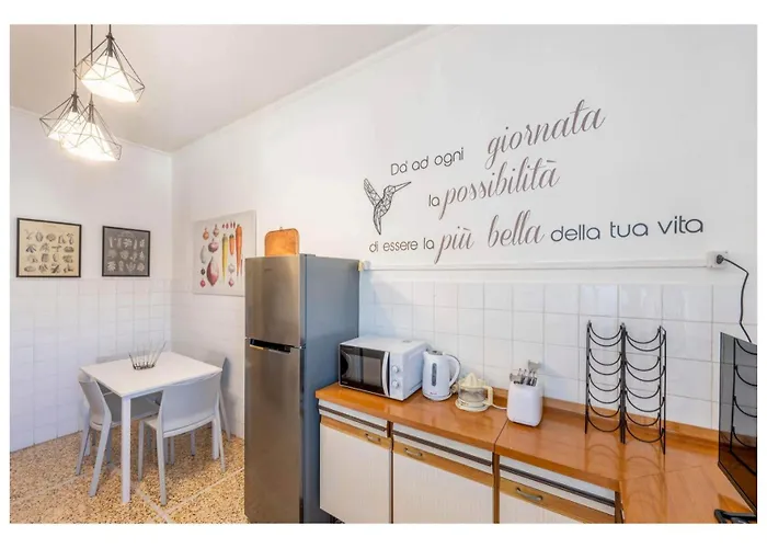 Holidays House Erma - Parcheggio Privato E Wi-fi - Ac Apartament Genua