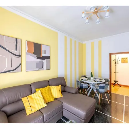 아파트 Holidays House Erma - Parcheggio Privato E Wi-fi - Ac *