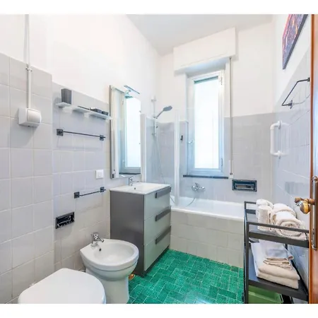 Holidays House Erma - Parcheggio Privato E Wi-fi - Ac 아파트