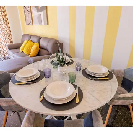 아파트 Holidays House Erma - Parcheggio Privato E Wi-fi - Ac